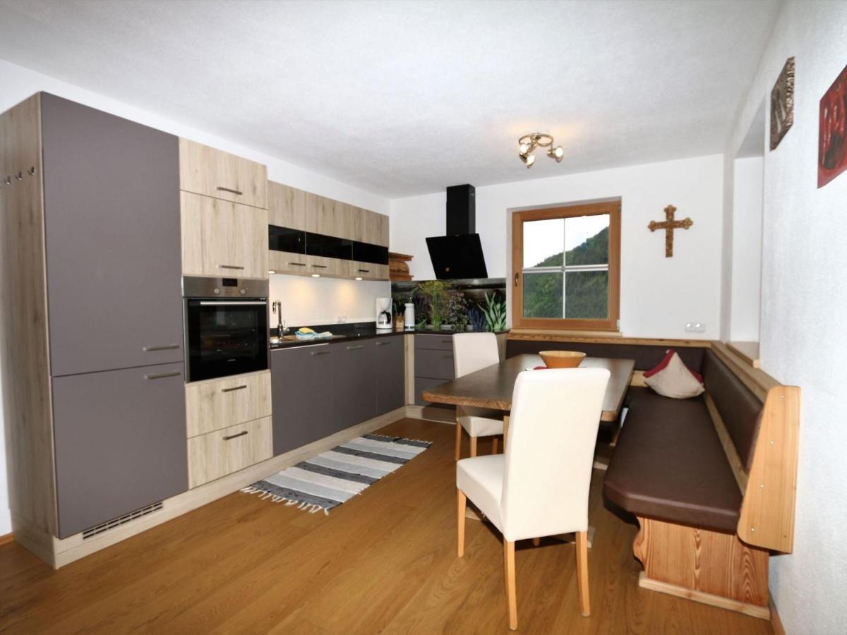 Holiday Flat Schoeser, Fuegen ฟือเกนแบร์ก ภายนอก รูปภาพ