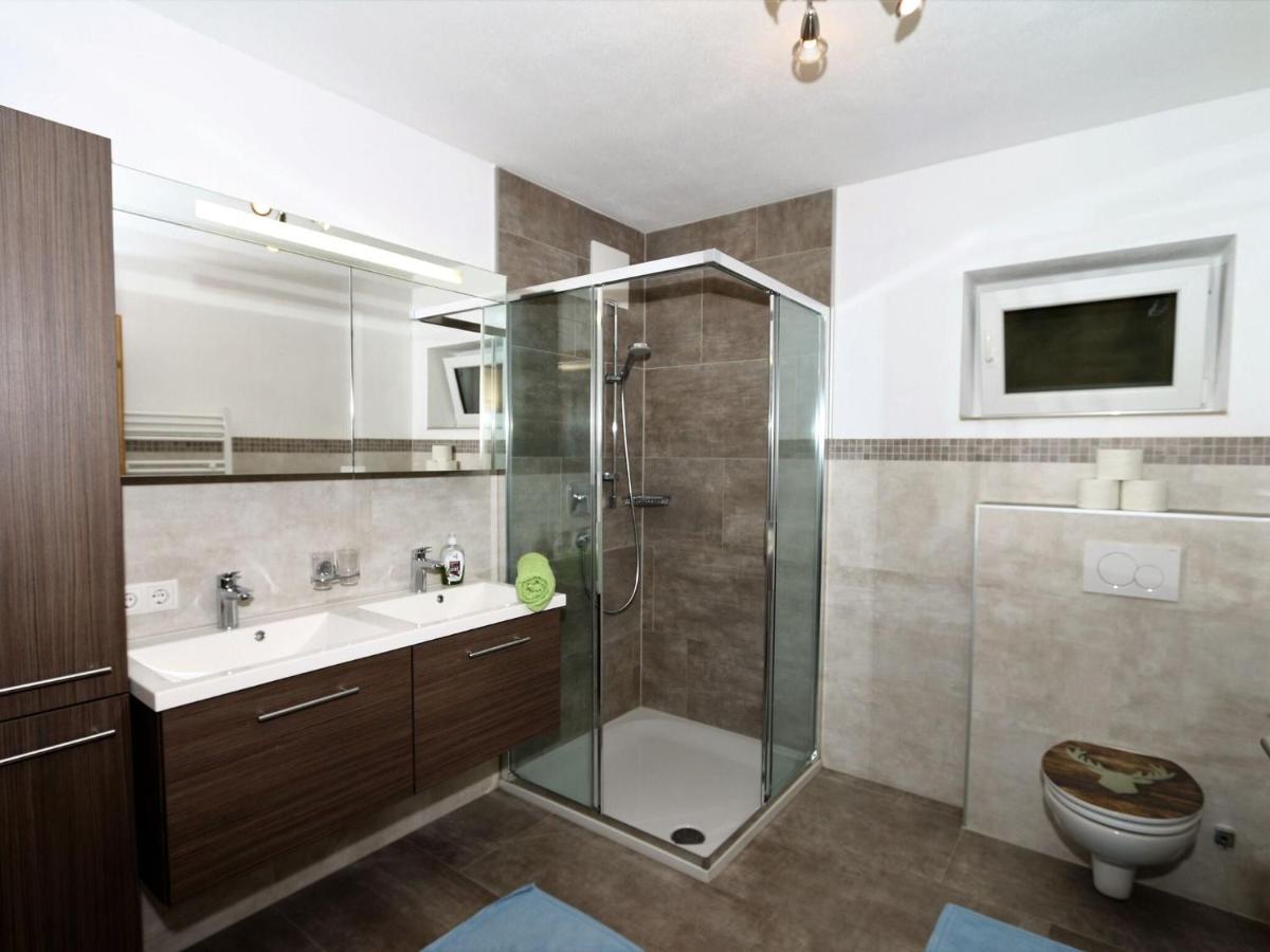 Holiday Flat Schoeser, Fuegen ฟือเกนแบร์ก ภายนอก รูปภาพ