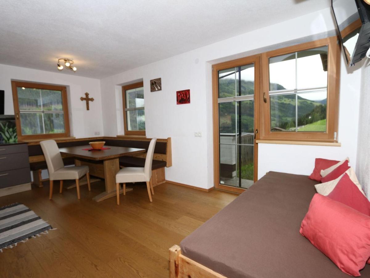 Holiday Flat Schoeser, Fuegen ฟือเกนแบร์ก ภายนอก รูปภาพ