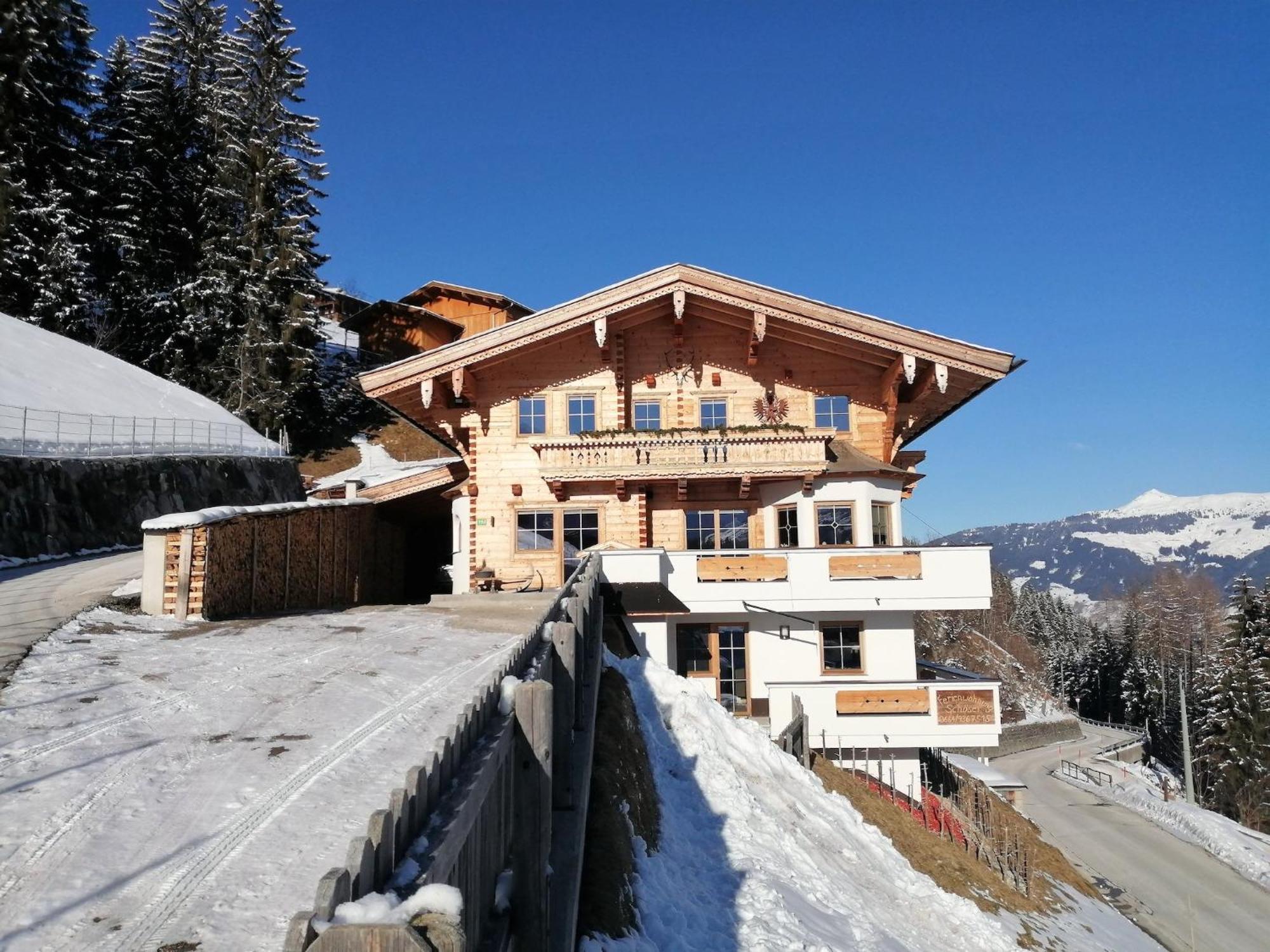 Holiday Flat Schoeser, Fuegen ฟือเกนแบร์ก ภายนอก รูปภาพ